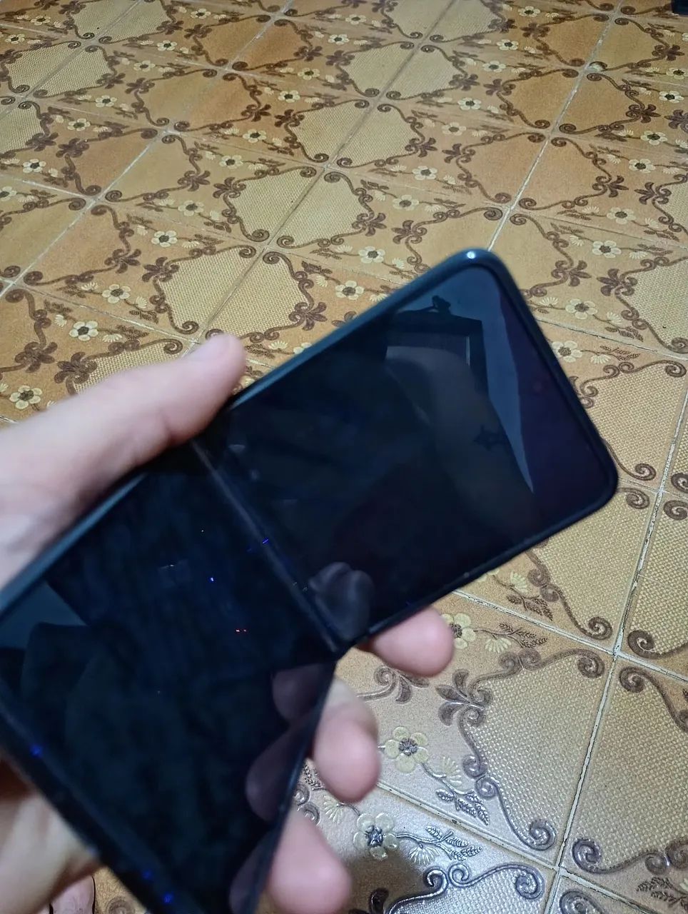 Celular Motorola RAZR 40  - Foto 4
