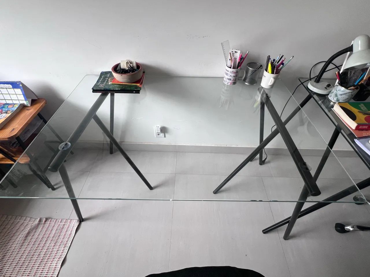Mesa de escritório com cadeira - Foto 3