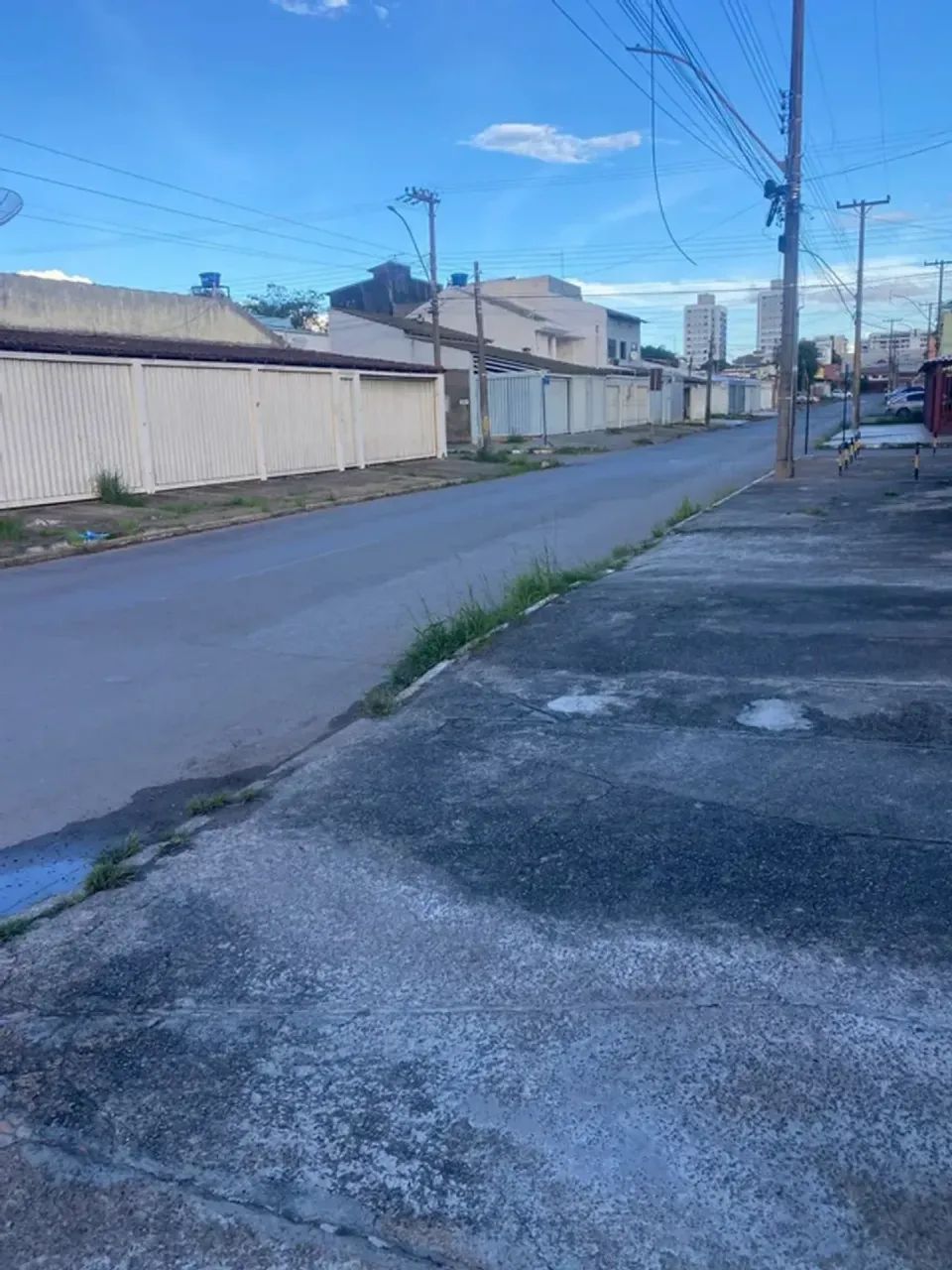 VENDE-SE UMA CASA COM 2 MORADIAS EM TAGUATINGA! - Foto 2
