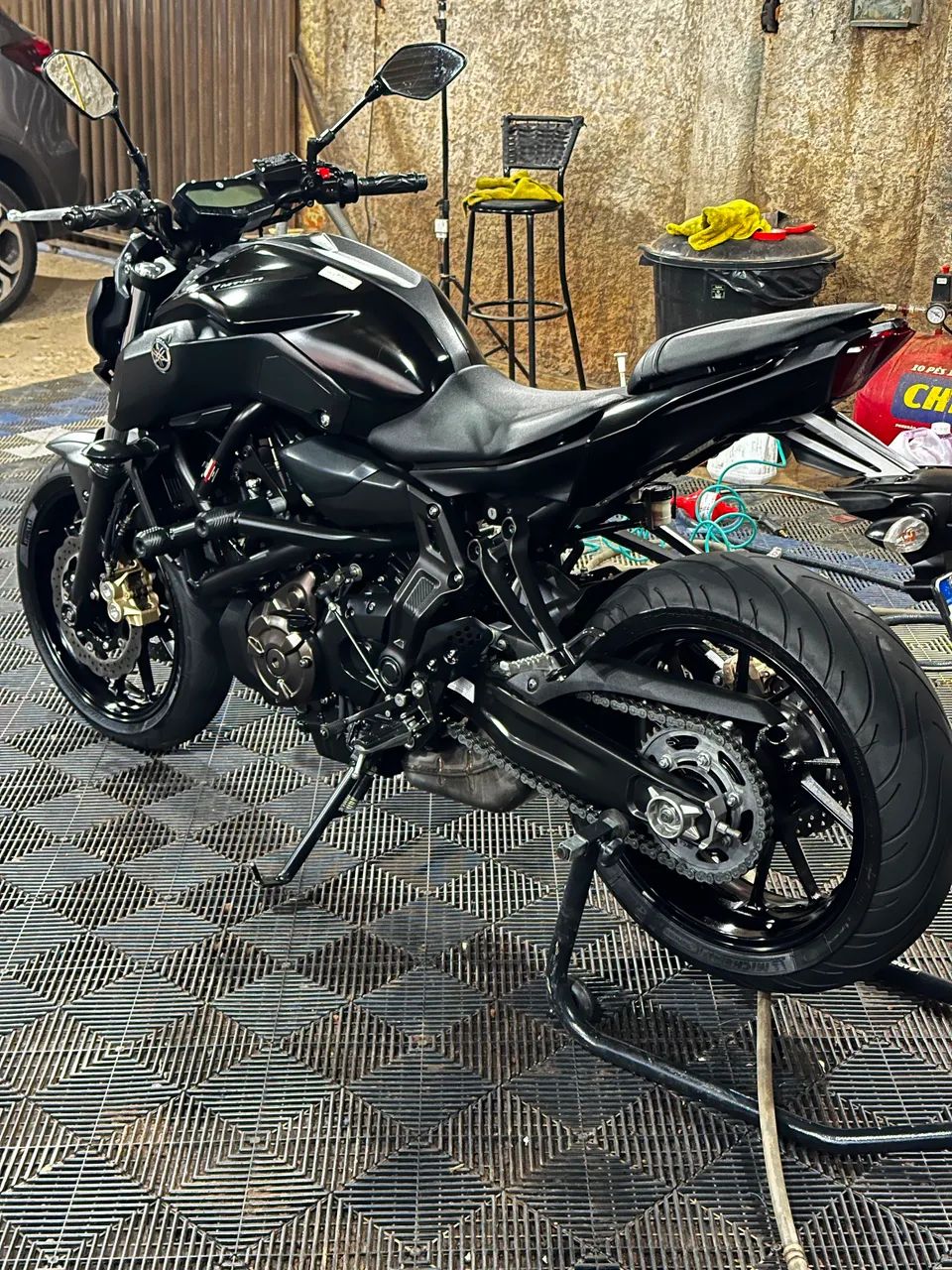 Vendo mt 07  - Foto 2