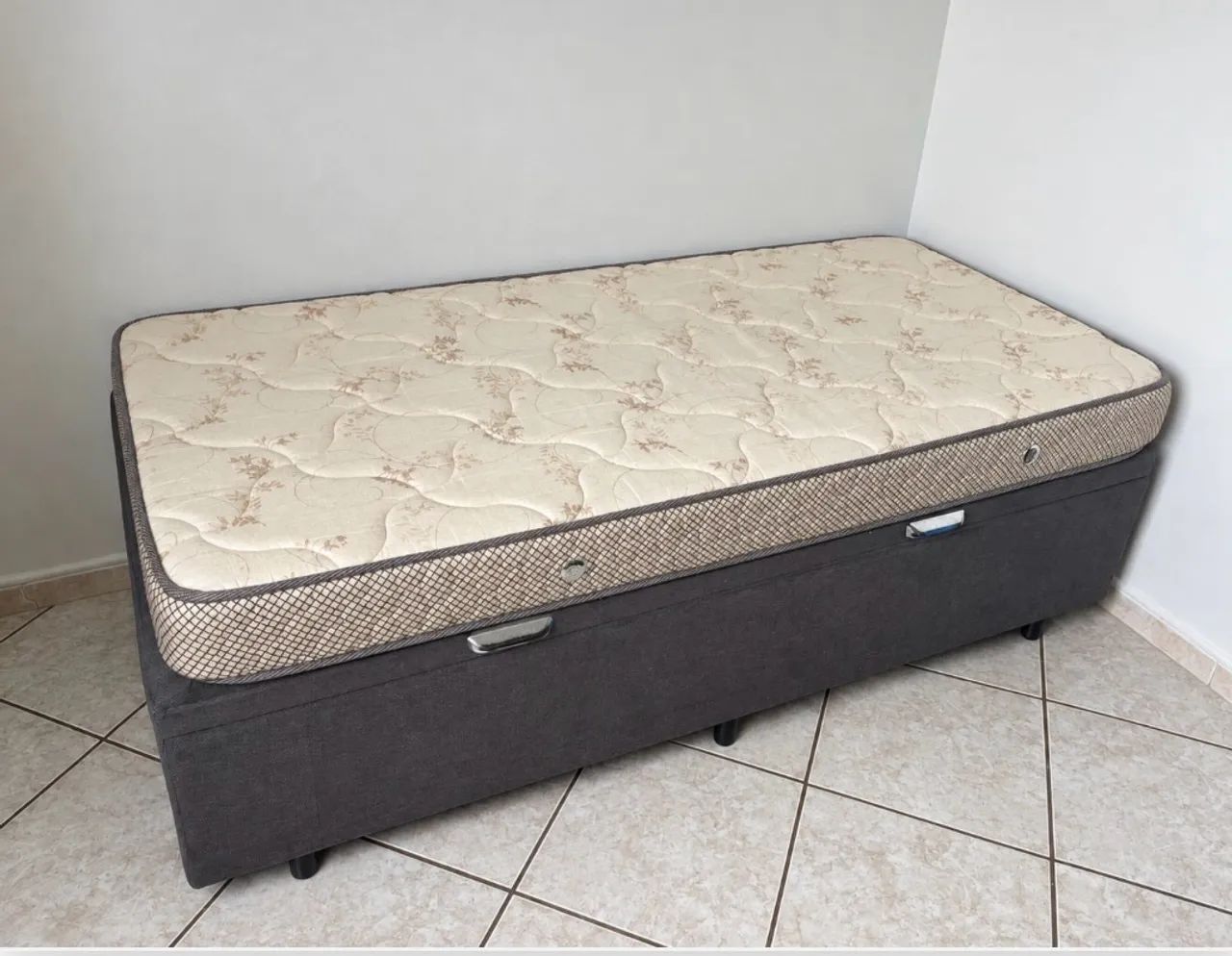 Cama box solteiro com baú