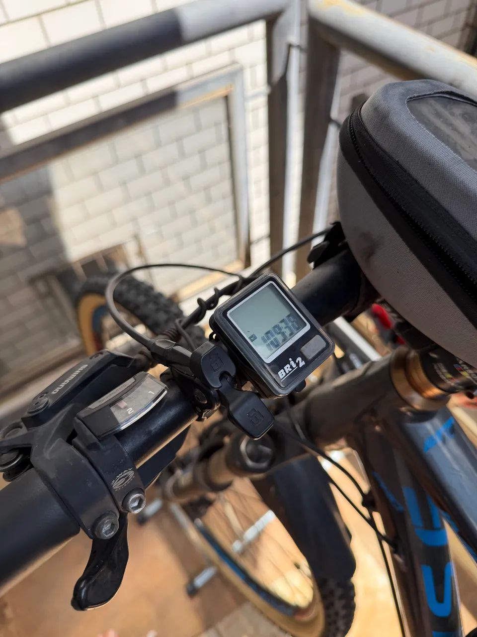 Bike Sense Impact SL (Quadro Superior) + Suspensão a AR - Tam L (19") - Pouco usada - Foto 4