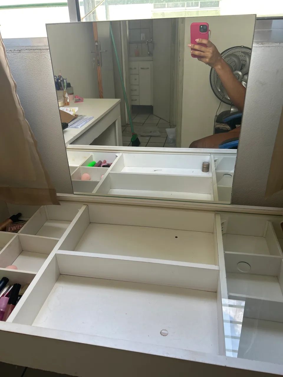 Escrivaninha + penteadeira  - Foto 2