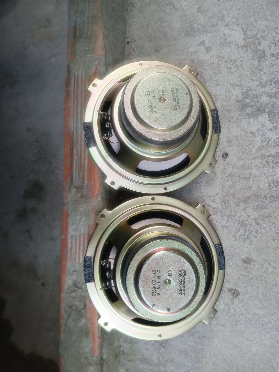 Dois alto falantes pioneer 6 polegadas 6 ohmes 80 rms cada - Foto 5