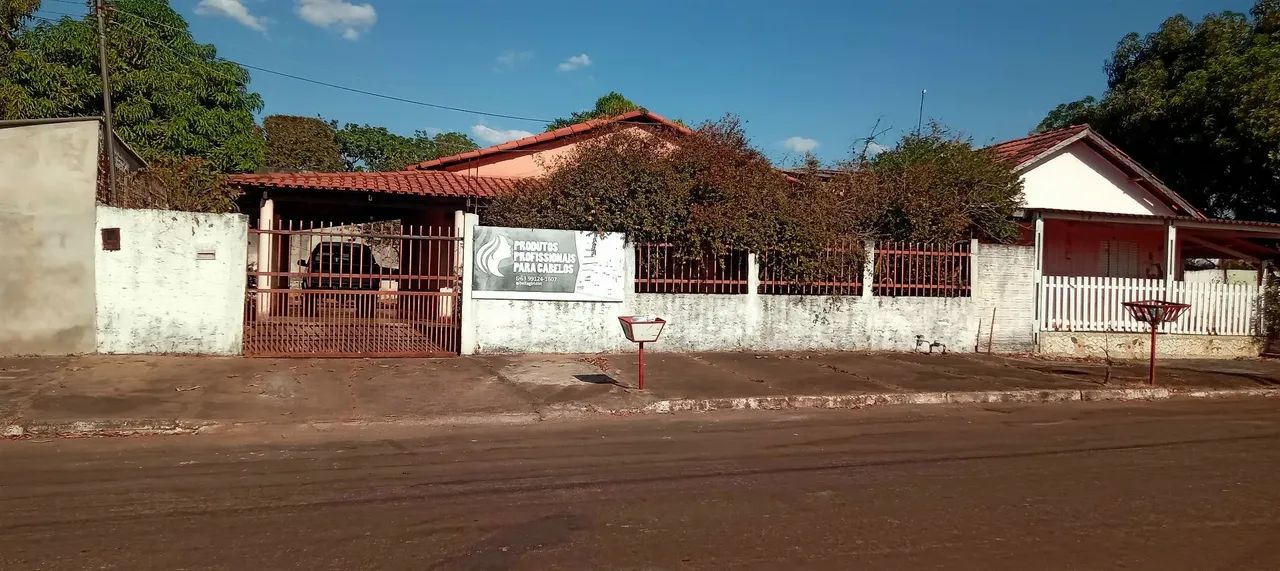 Casa no centro de formoso do araguaia 