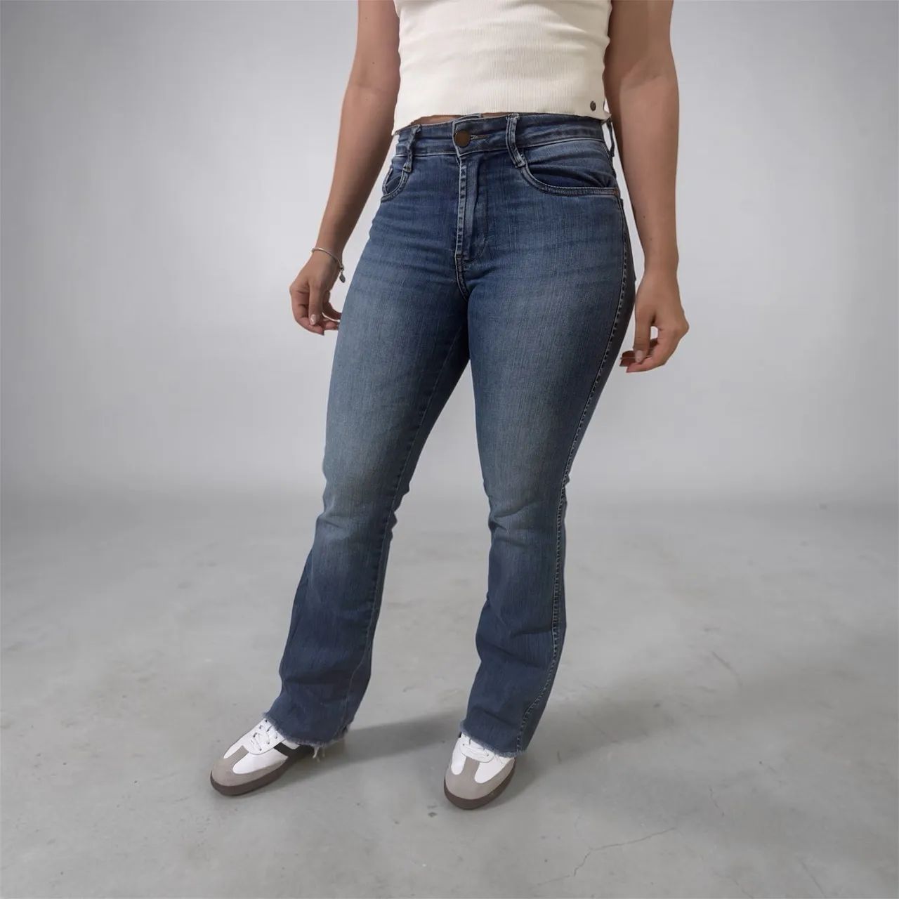 Calça jeans flare Remanescente 36