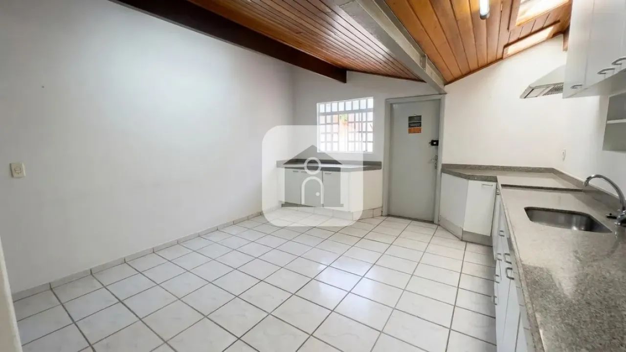 Casa à venda no Bairro Industrial - Foto 4