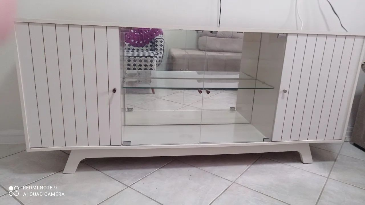 Rack de madeira branco 