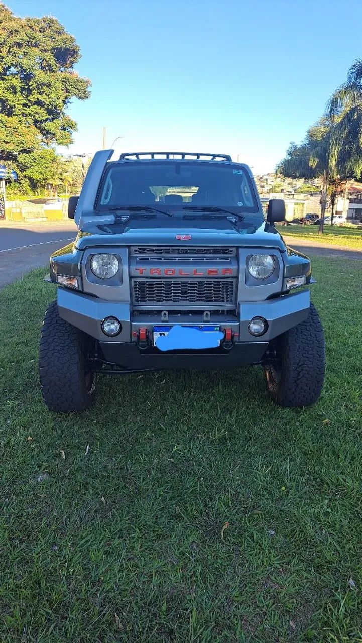 Troller T-4 2016