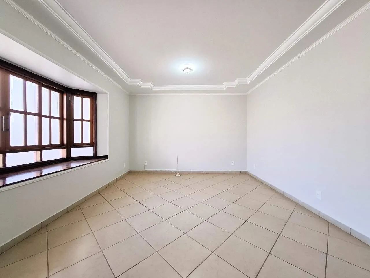 Casa - 4 quartos 280 m²  Parque Avenida - Foto 2