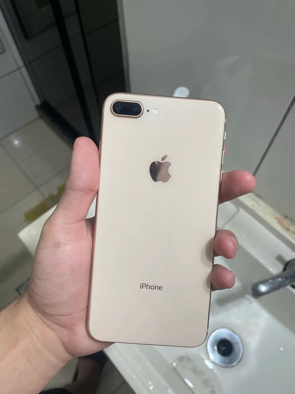 iPhone 8 Plus - excelente 64gb - Foto 2