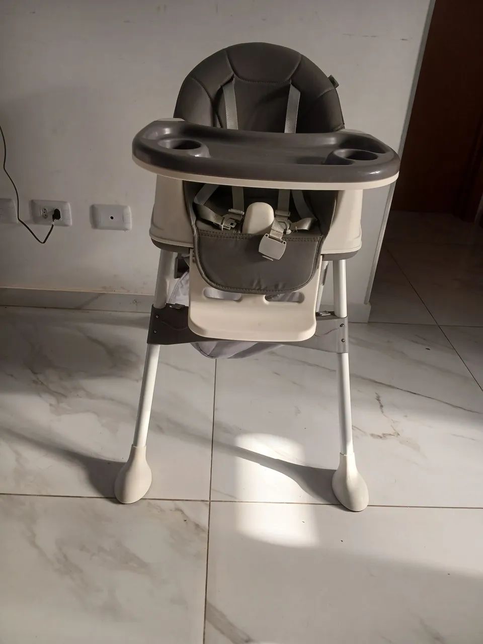 Cadeira  alimentação maxi baby do ano 2024 - Foto 2