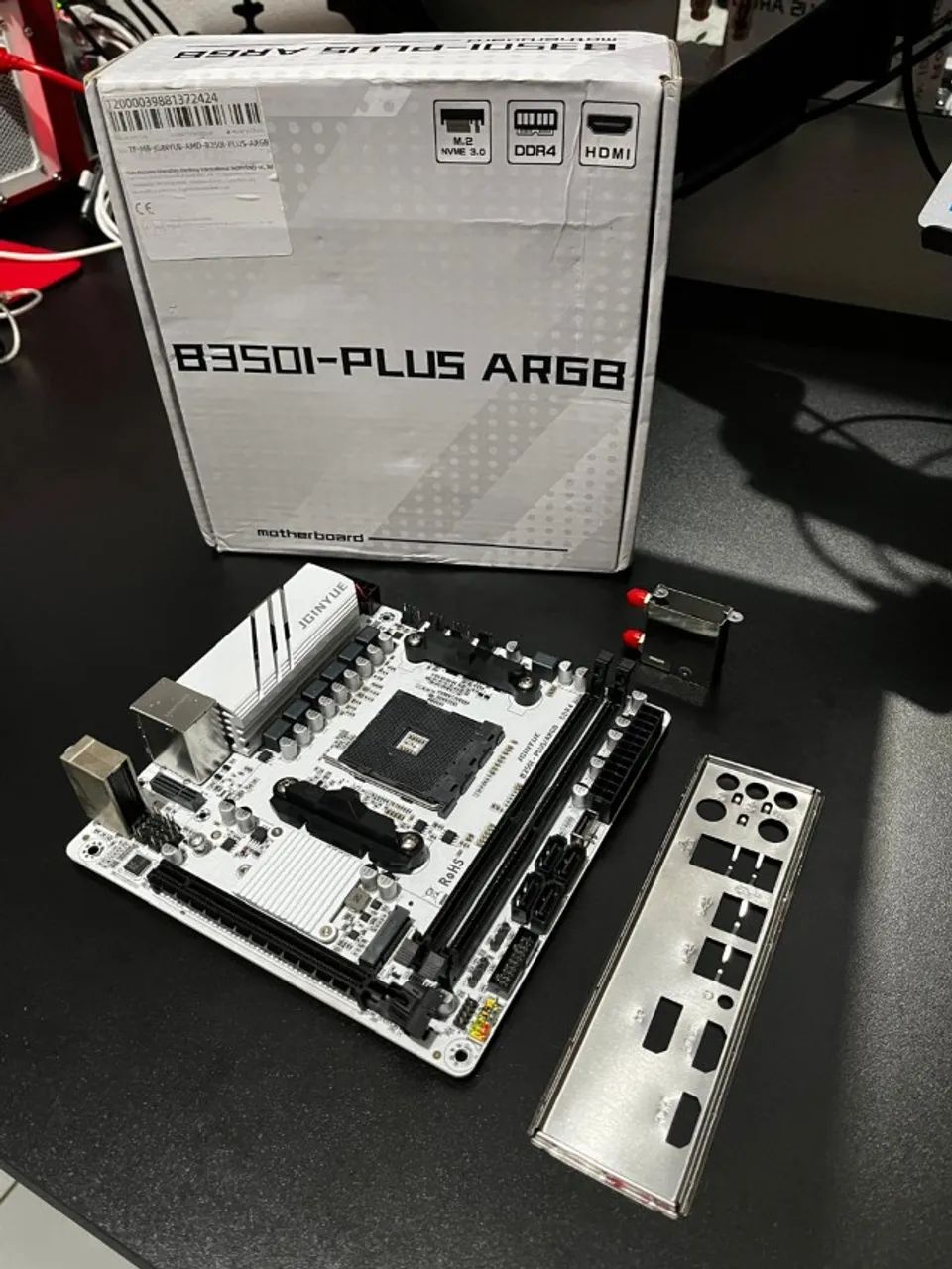 Placa-mãe Mini ITX JGINYUE B350i AM4 DDR4