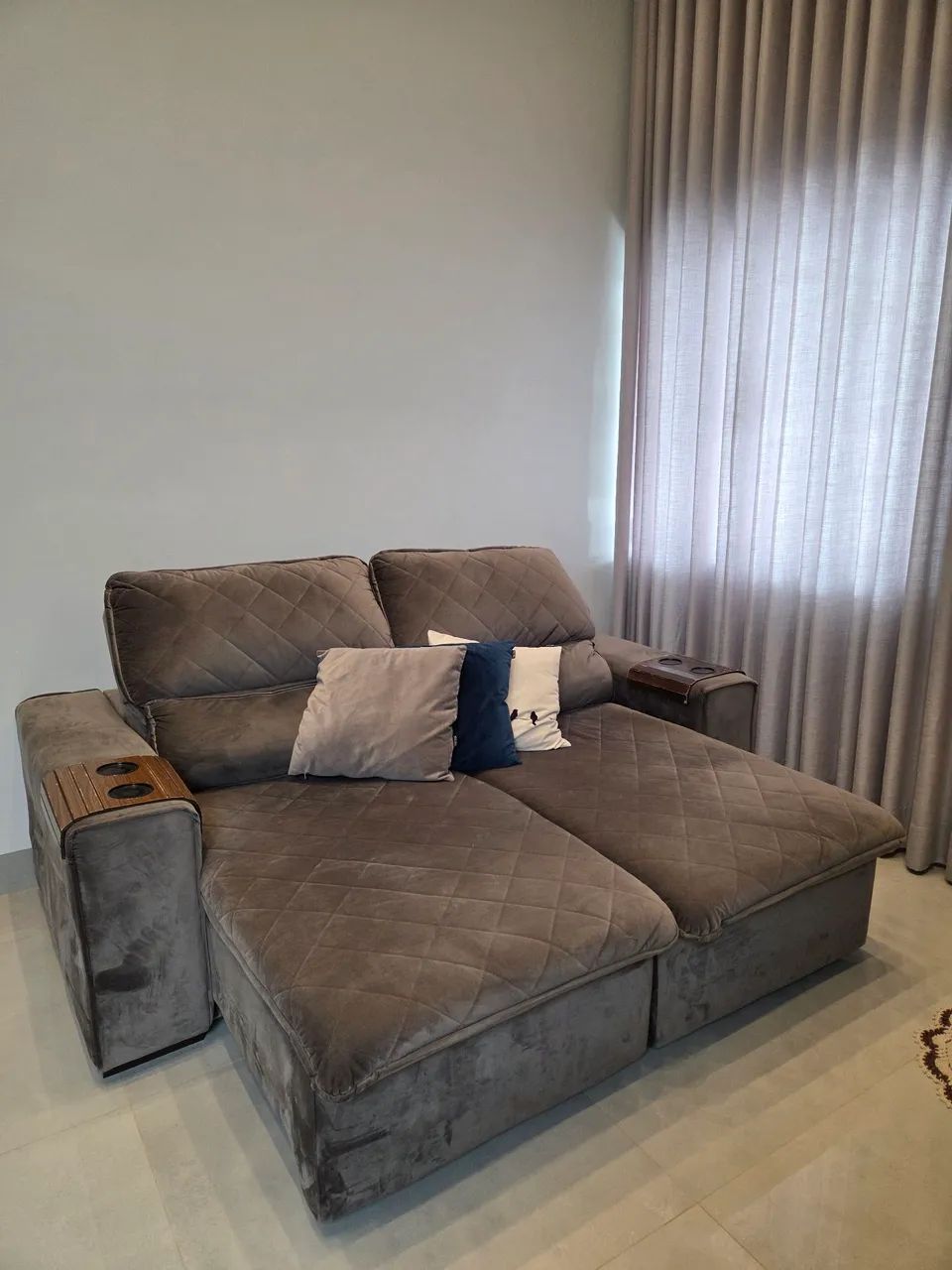 Vende-se sofá seminovo - Foto 2