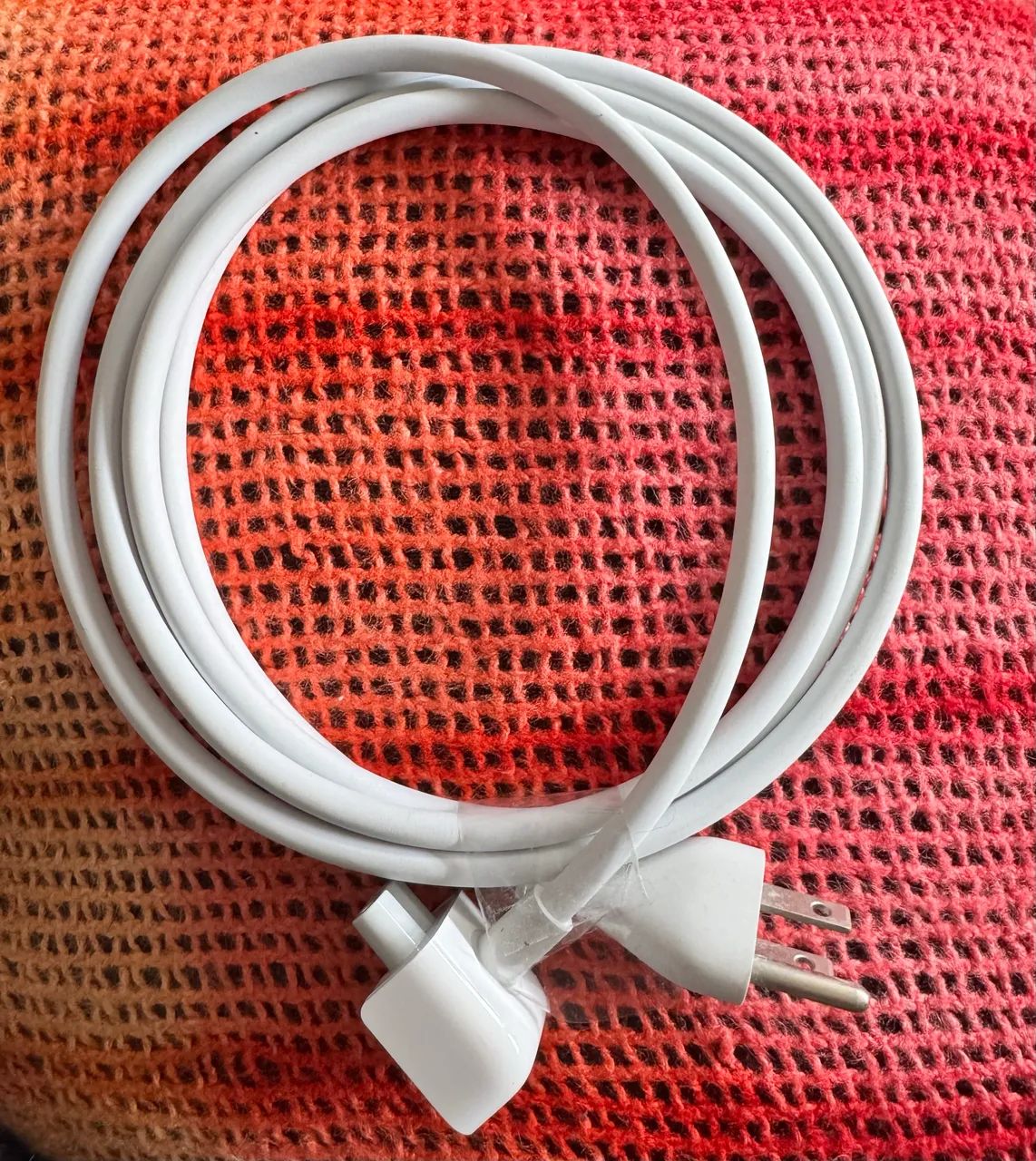 cabo extensor de adaptador de energia de 1,8 metros Apple, compatível com MacBook.