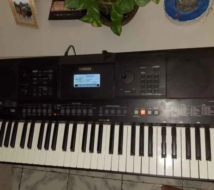 Teclado Yamaha psr 463