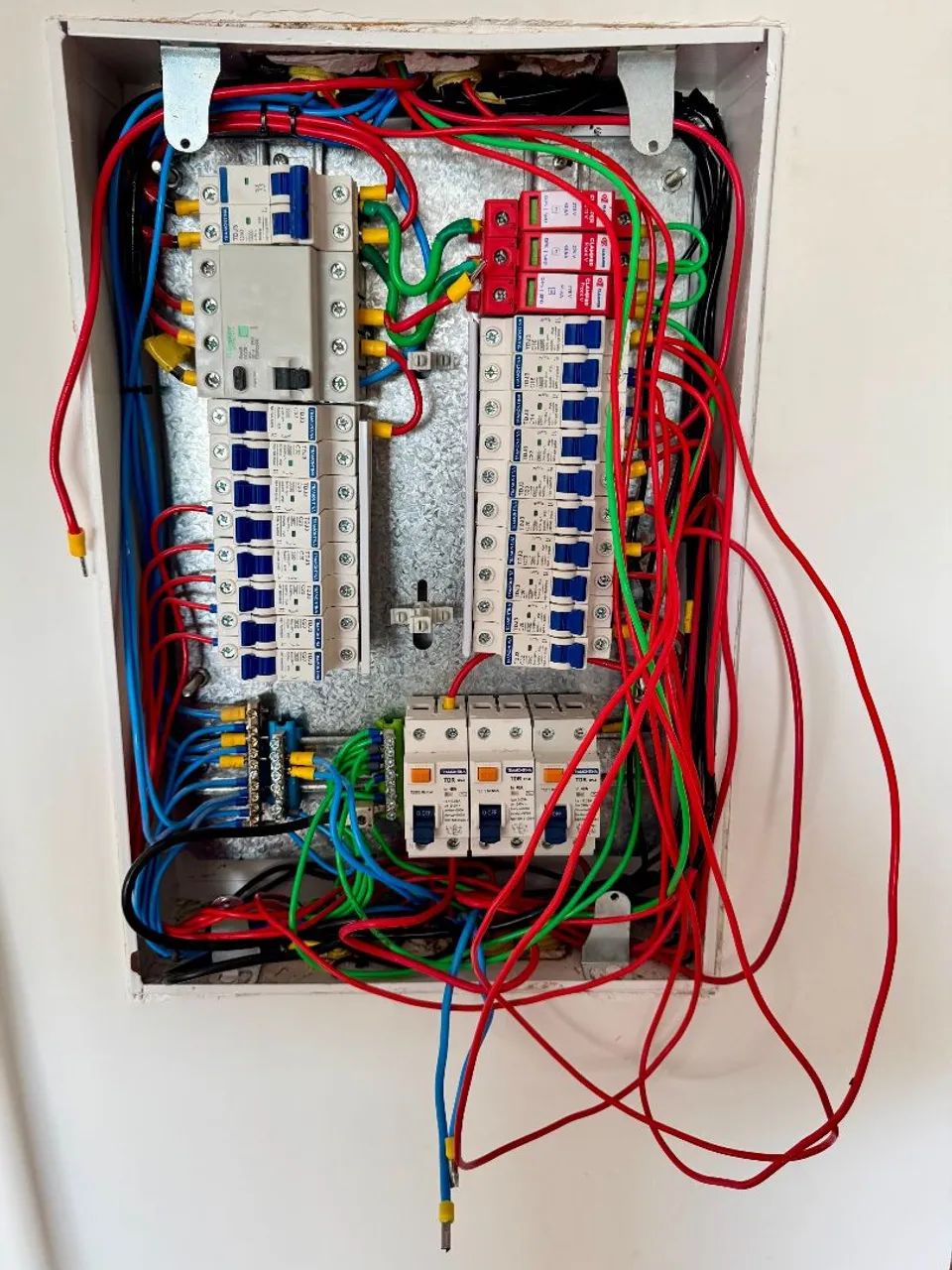 eletricista Predial  - Foto 5