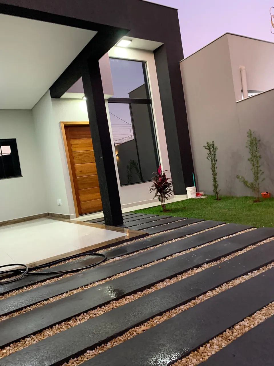 Linda casa zona leste nova troco imóvel comercial 