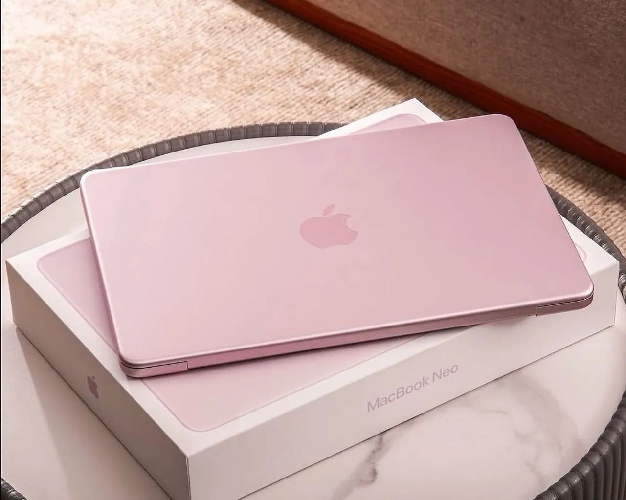 Macbook neo 256gb lacrado  - Foto 2