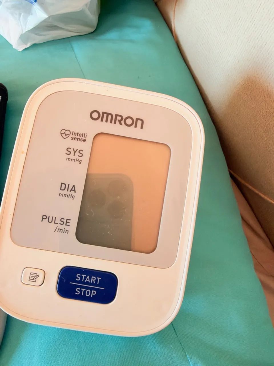 APARELHO DE PRESSÃO OMROM