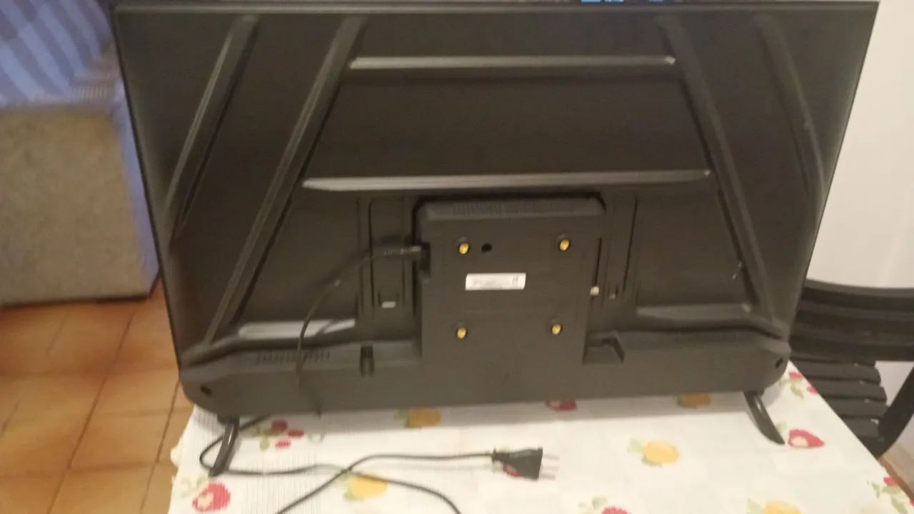 TV PHILCO 32 polegadas Roku tv C/Nota fiscal ZAP - Foto 3