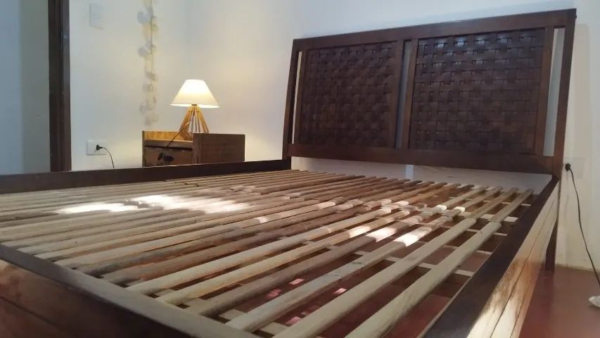 CAMA DE CASAL MADEIRA MACIÇA  - Foto 2