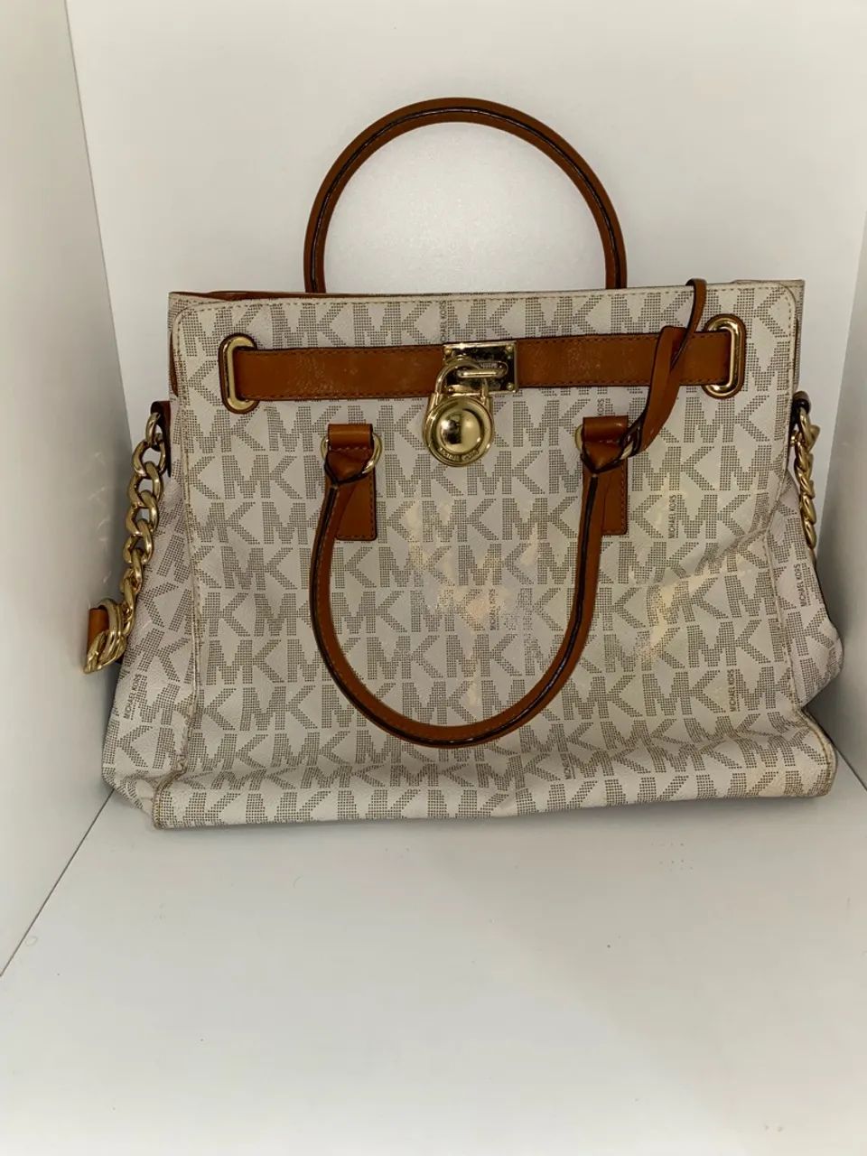 Bolsa Michael kors (manchas)