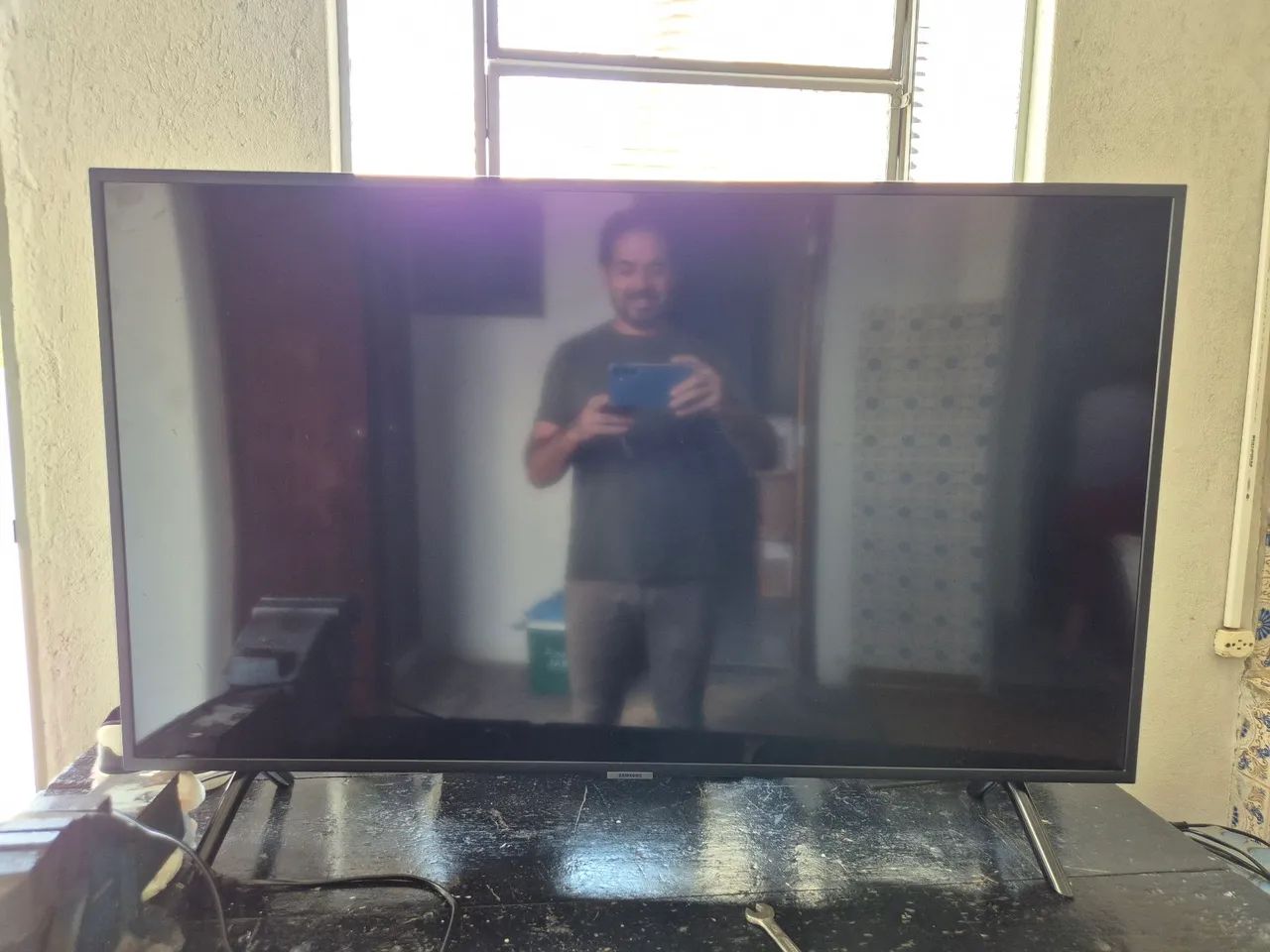 Tv led samsung 43" parou de funcionar 