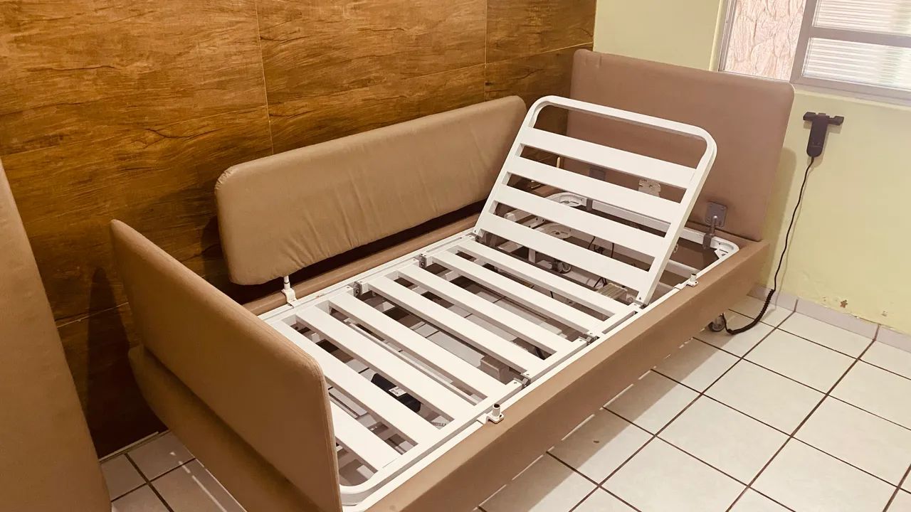 CAMA HOSPITALAR PILATI MOTORIZADA - Foto 5