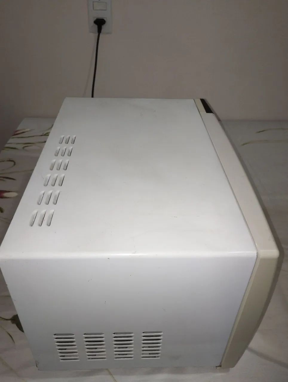 Microondas Electrolux 18l 110vts usado  - Foto 5