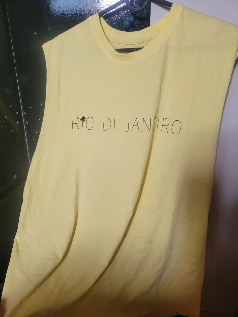 Camiseta estornada osklen NOVA!