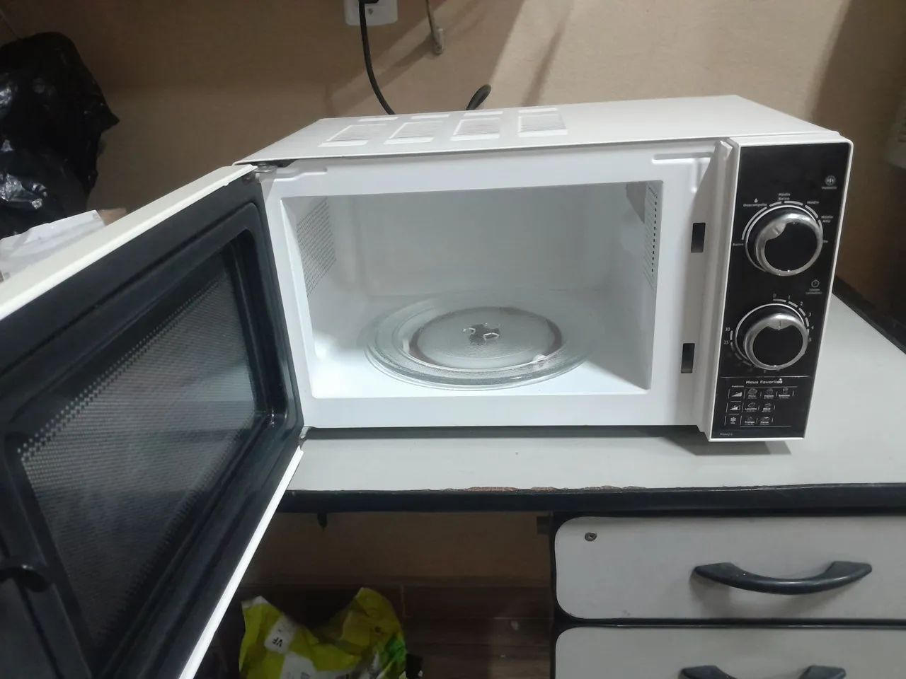 Microondas Philco 127v - 24 L - Foto 2