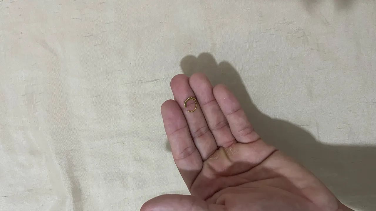 Piercing dourado e de prata - Foto 3