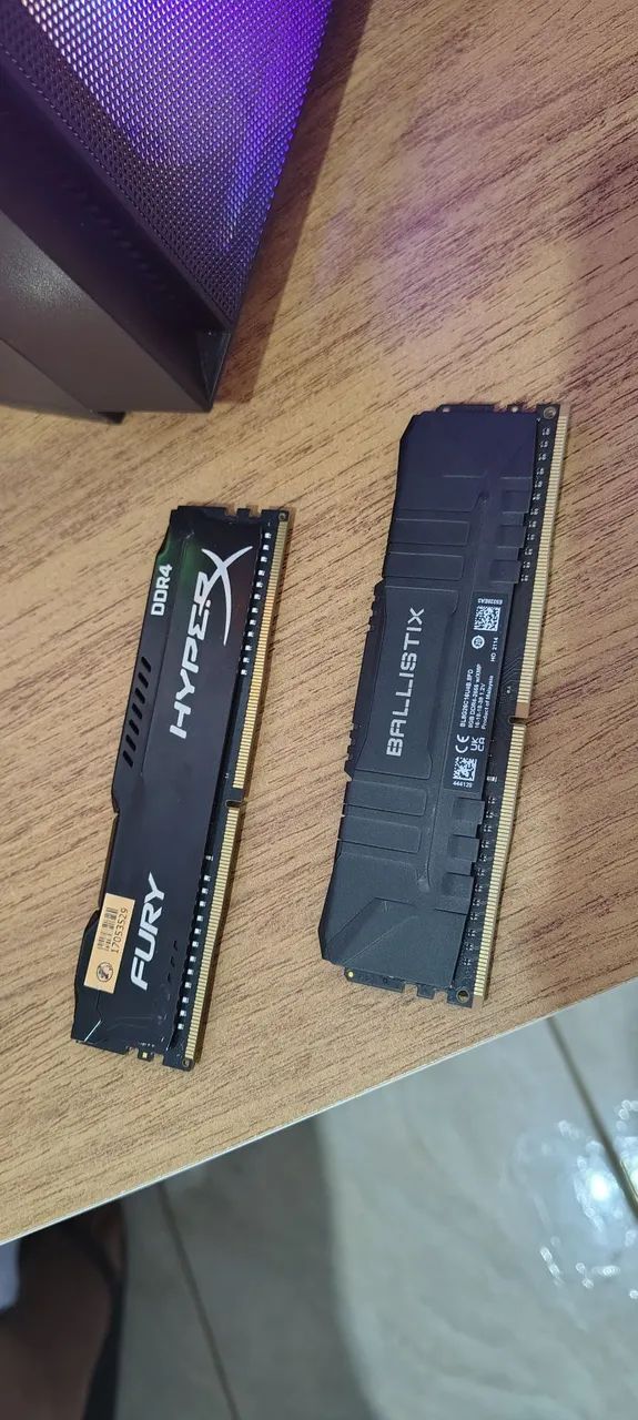 Kit 2 pentes de memória DDR4 12GB