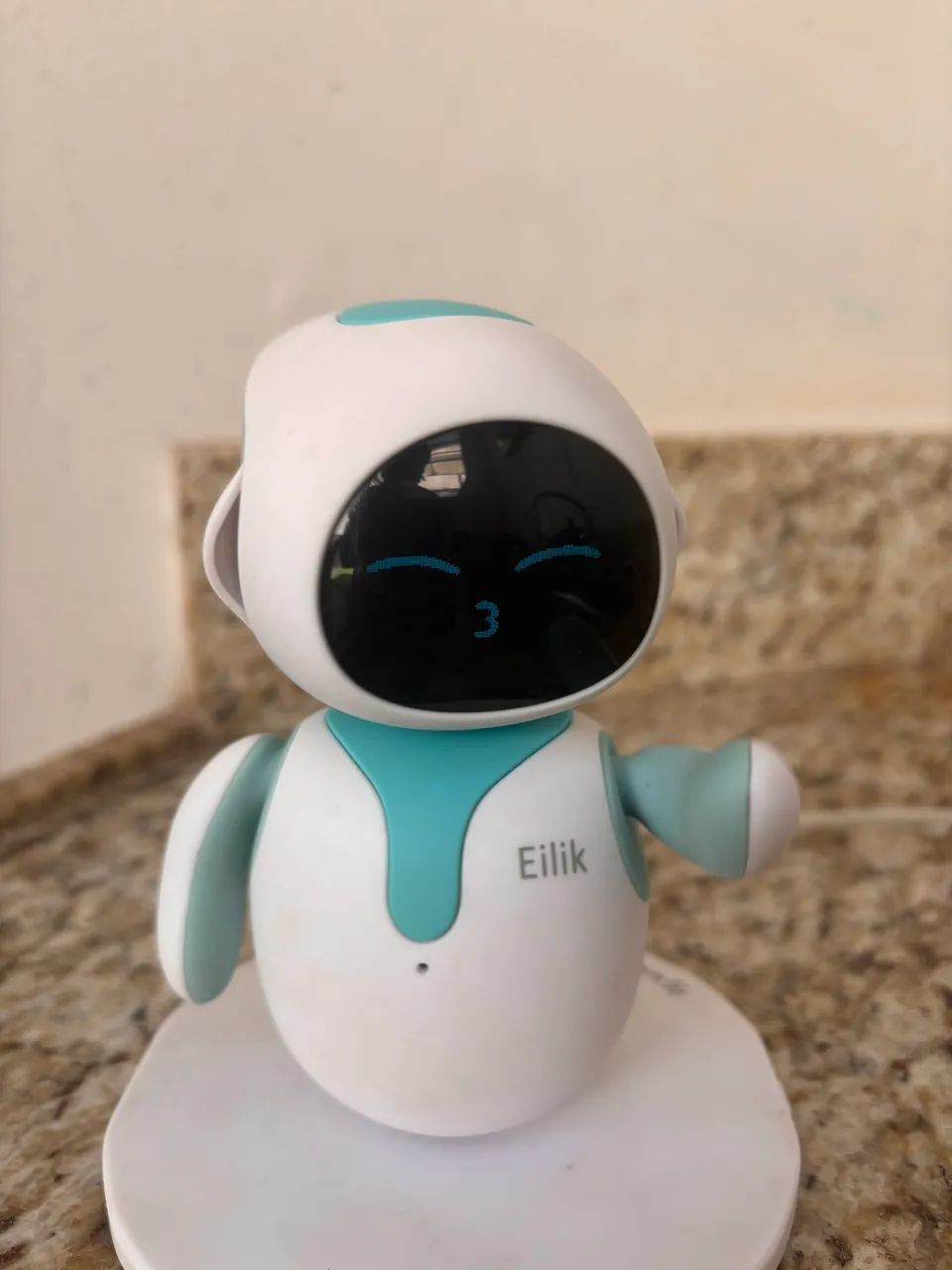 Robô Eilik 