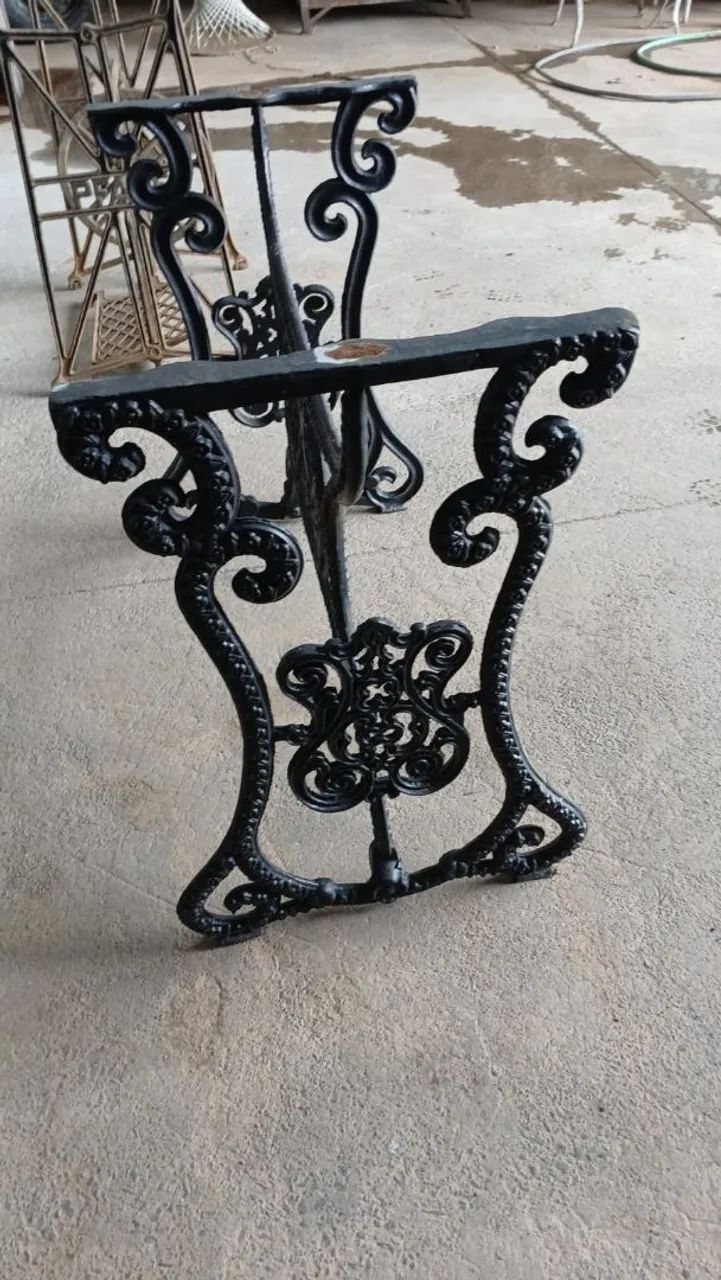 Pe de mesa em Ferro Fundido - Foto 4