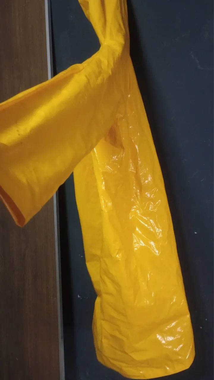 Capa de chuva  - Foto 2