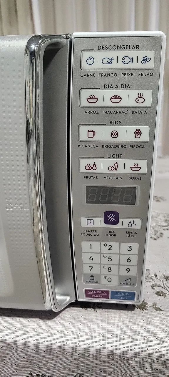 Micro-ondas Electrolux - Para conserto ou Troca de peças - Foto 3