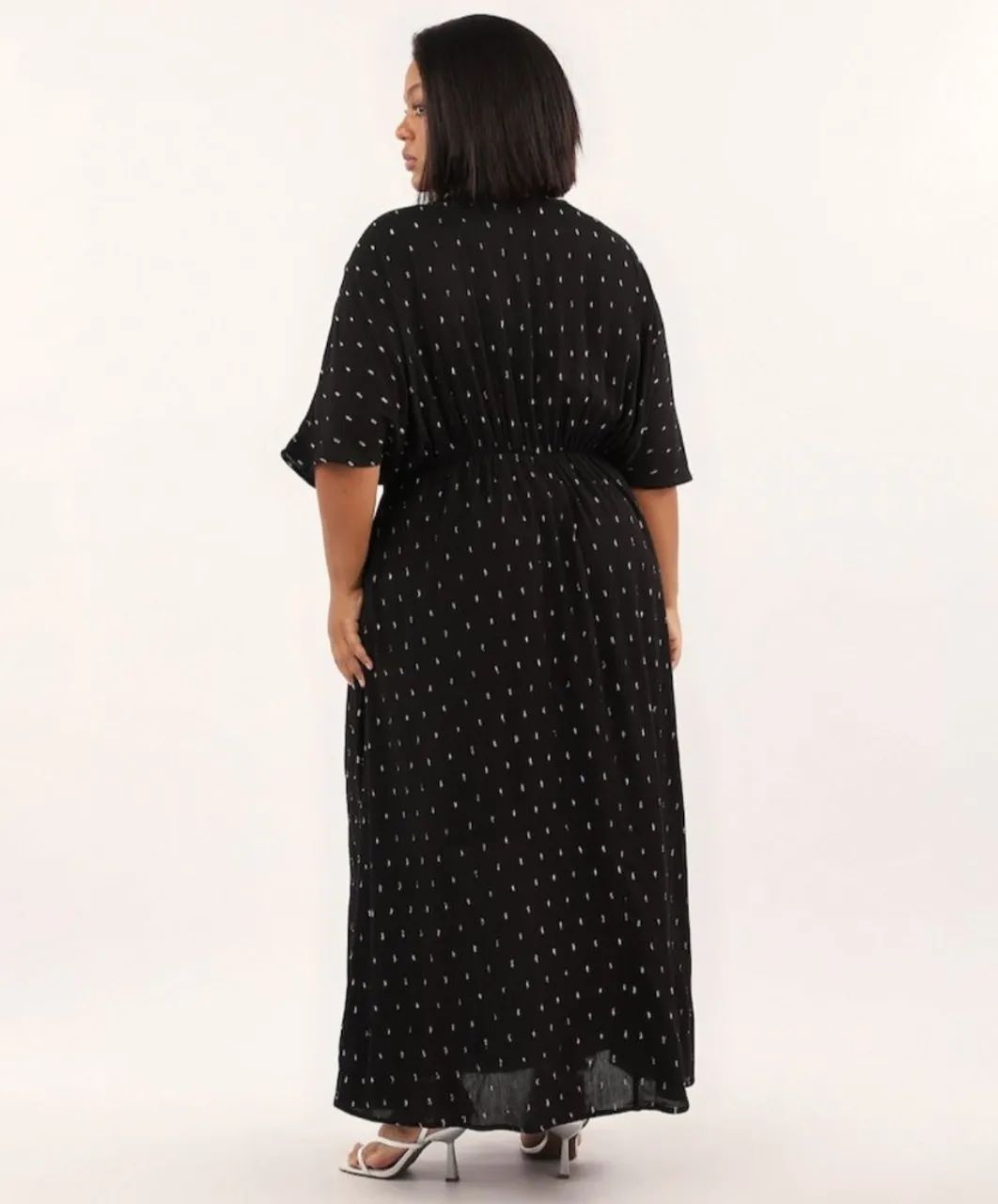 Vestido nunca usado GG - Foto 2