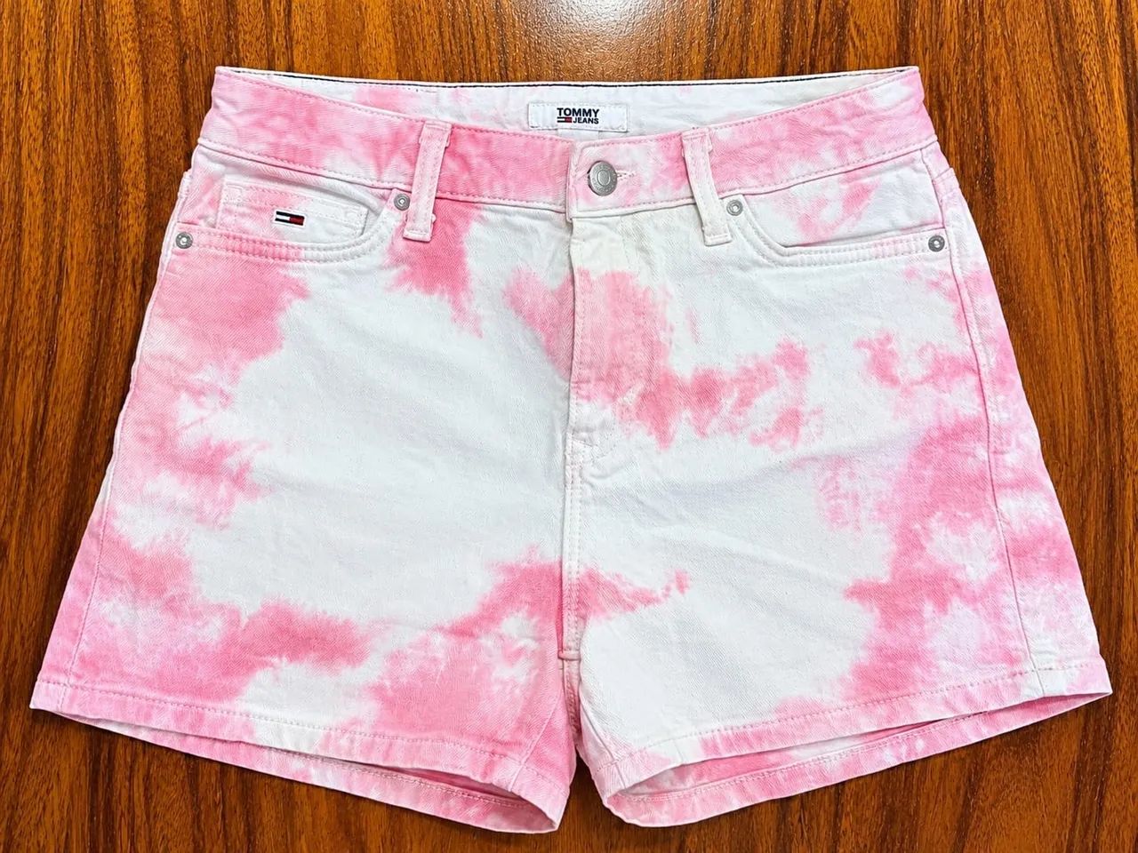 short thommy  tamanho M. 