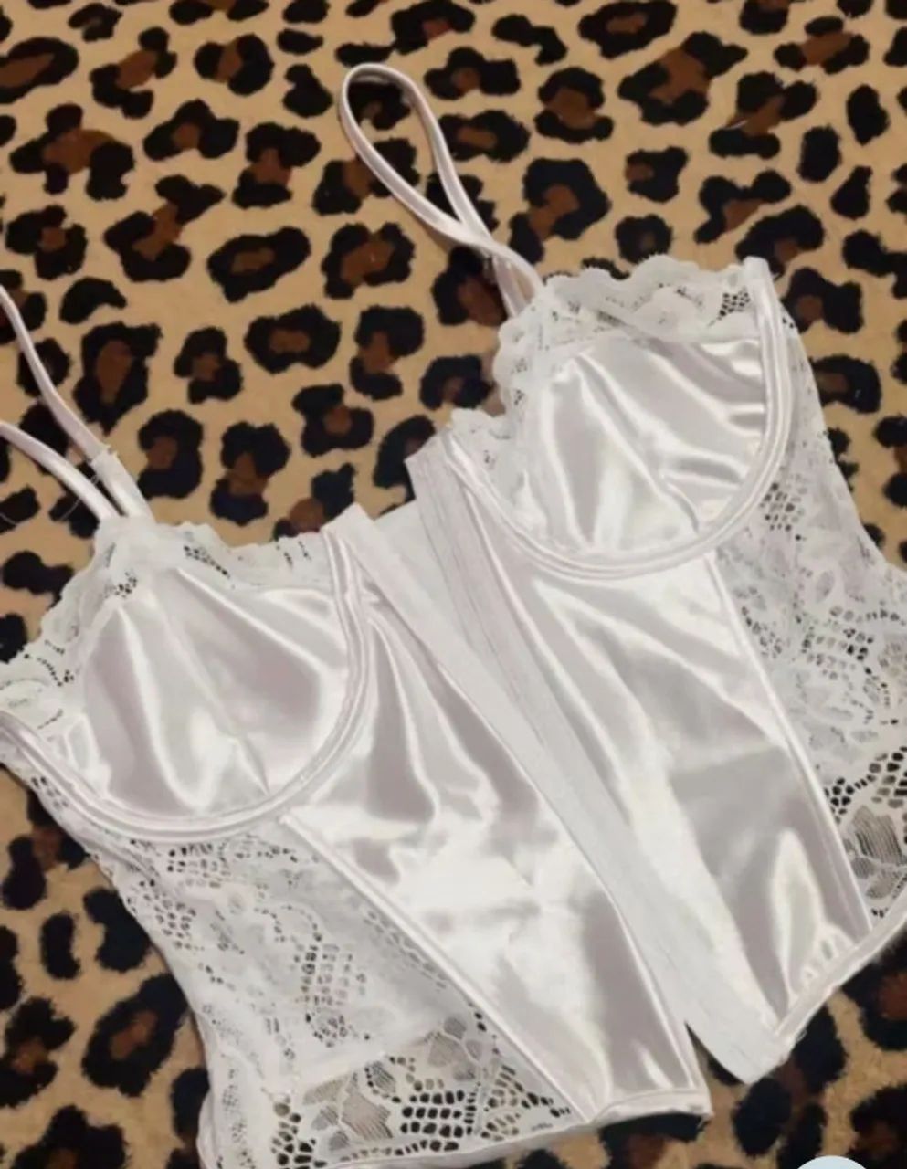 Corpet/ cropped acetinado - Foto 2