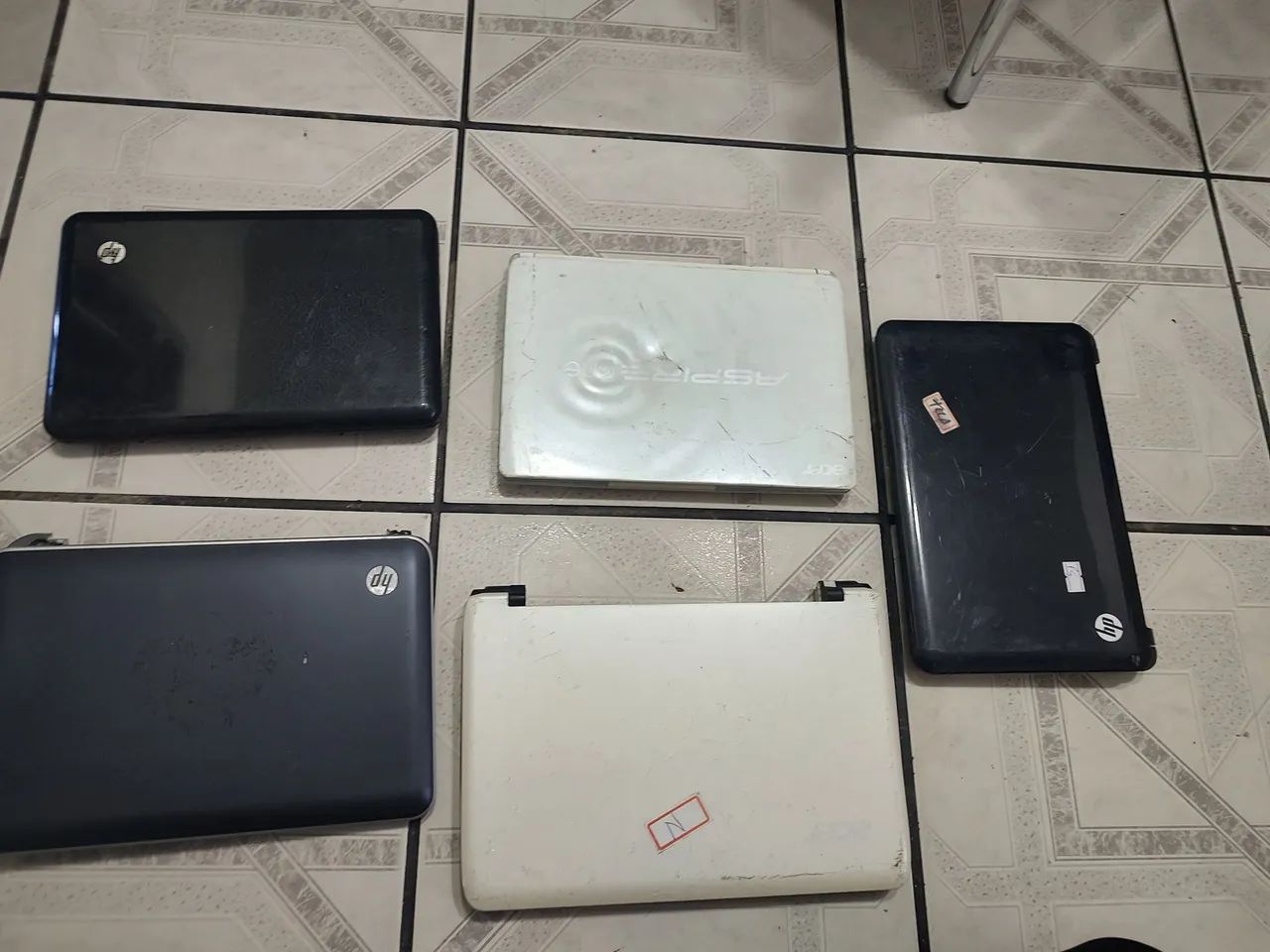 Lote com 5 Netbooks para Manutenção e Retirada de Peças - Foto 3