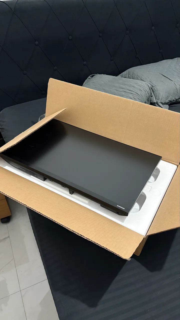 Monitor Samsung 24 Full HD