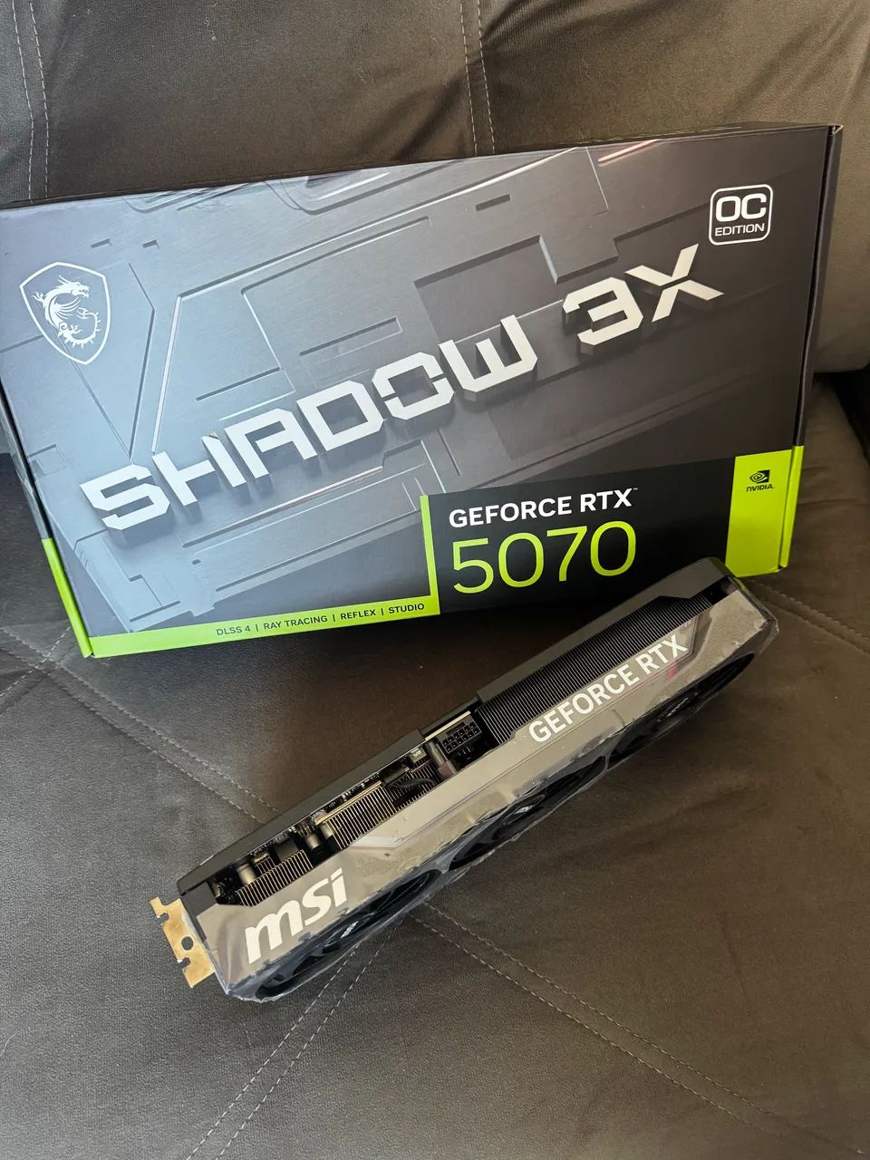 RTX 5070 MSI SHADOW 3X OC 12GB  - Foto 2