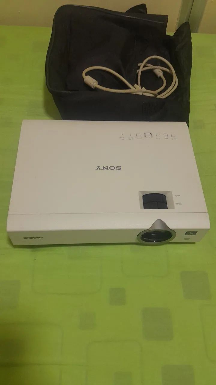 Projetor Sony VPL-DX130B funcionando - Foto 3
