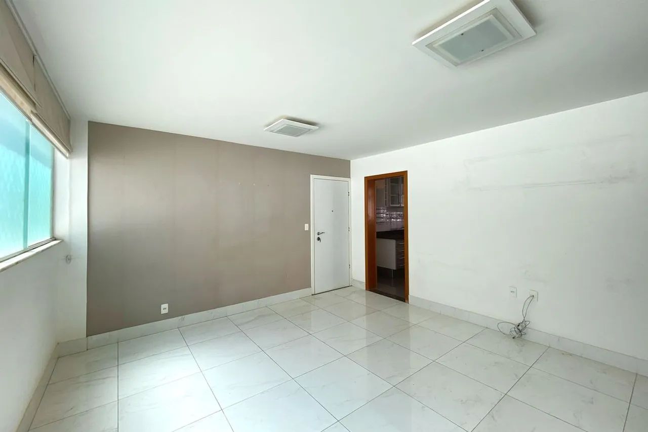 Apartamento à Venda - Sion, 3 Quartos, 83 m2