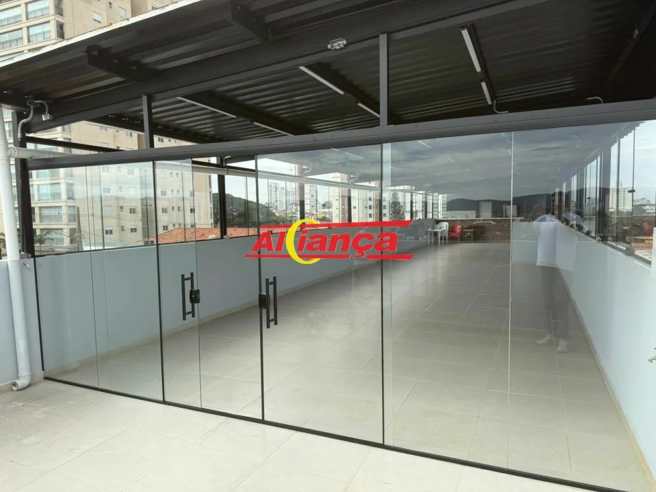 Salão comercial para alugar, 200m² -Vila Rosália - Guarulhos/SP