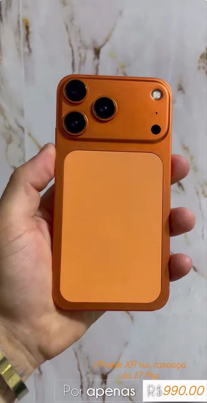 iPhone XR na carcaça do 17 Pro