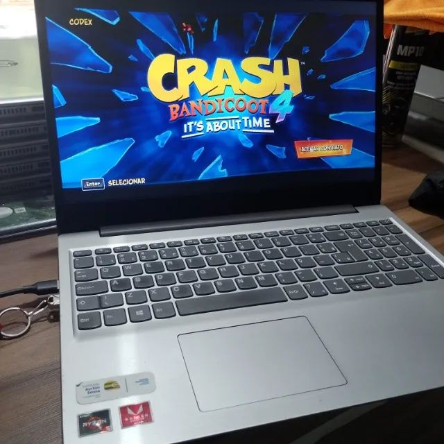 Notebook lenovo Ryzen 5 3500 com video integrado (rapido)
