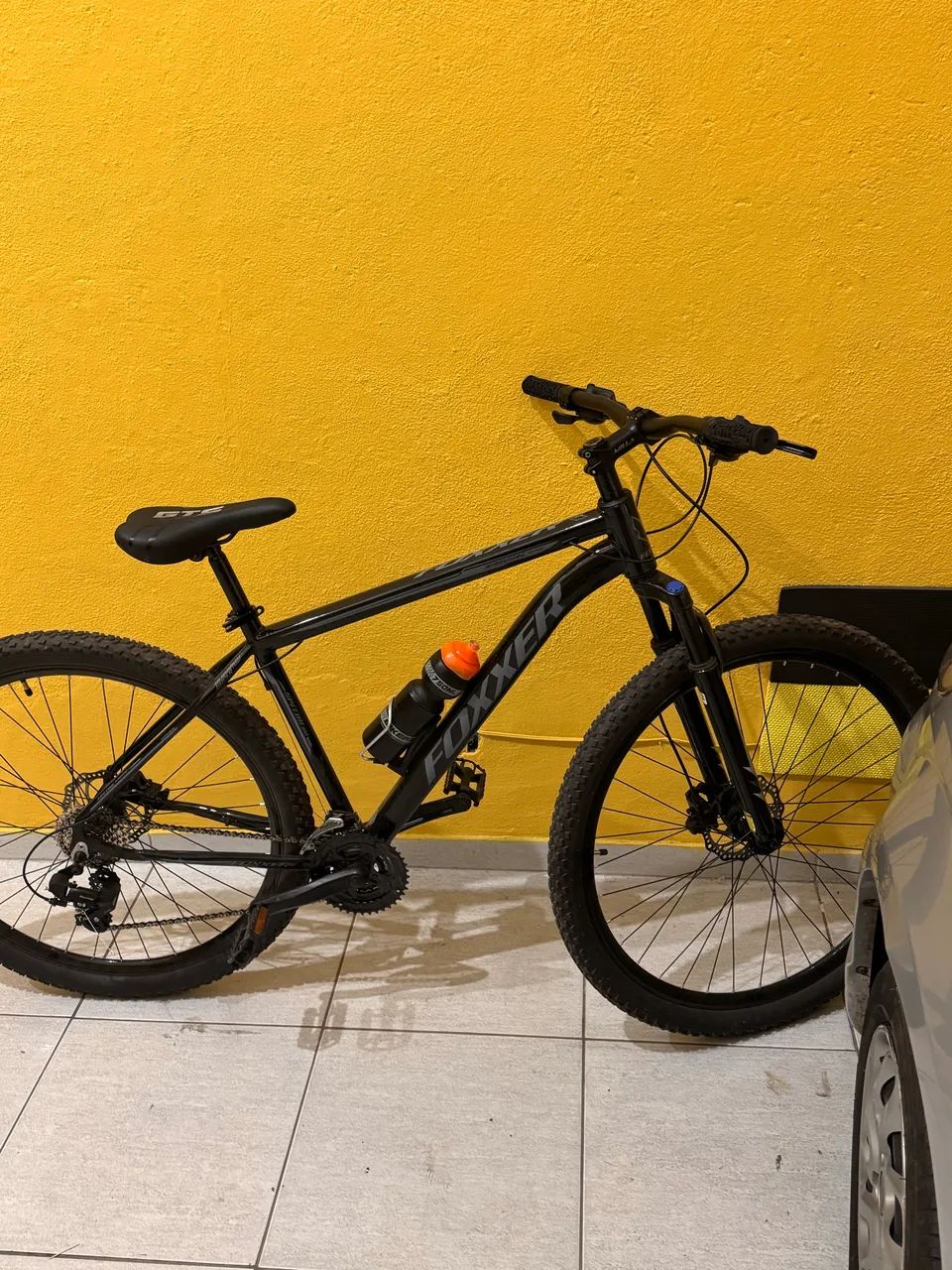 Bicicleta aro 29(praticamente sem uso )